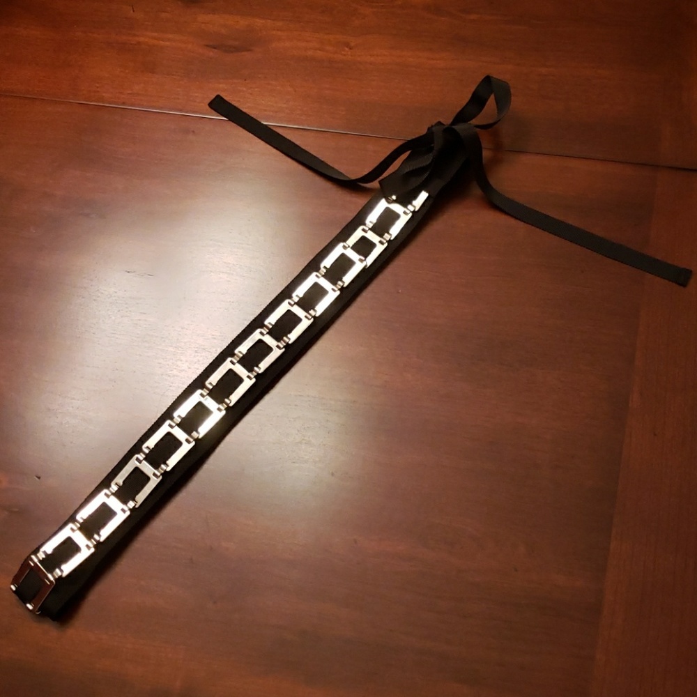 Black belt with silver links